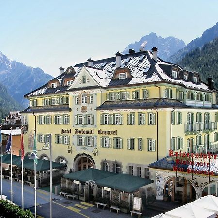 Hotel Dolomiti Schloss Canazei Kültér fotó