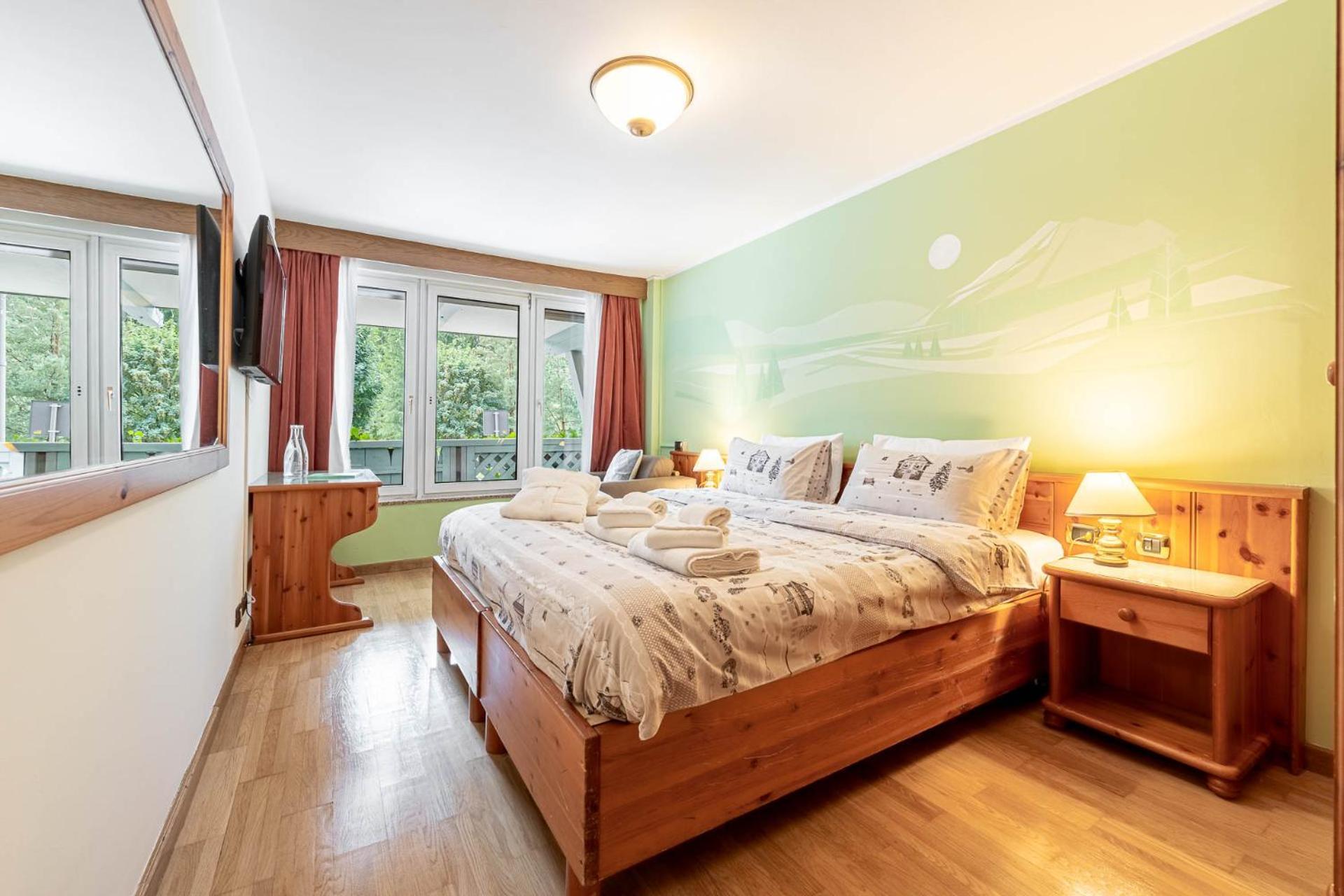 Hotel Dolomiti Schloss Canazei Kültér fotó