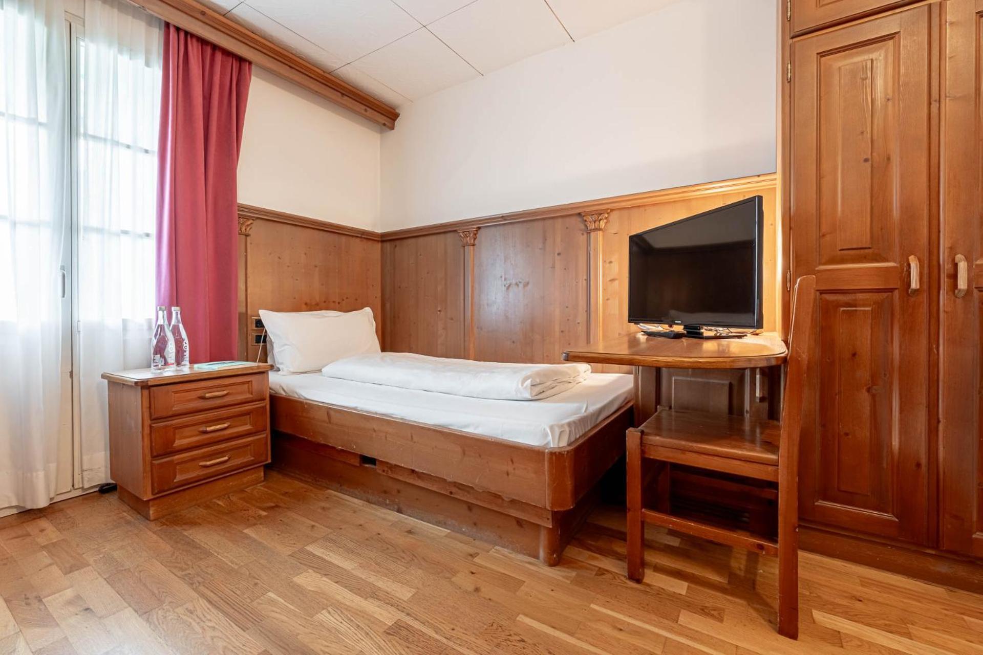 Hotel Dolomiti Schloss Canazei Kültér fotó